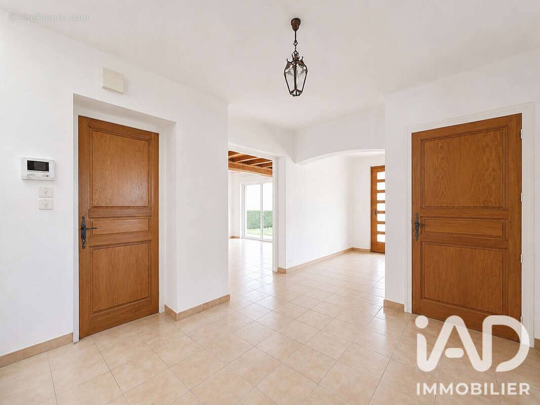 Maison 160 m² à Canohes  - photo 4