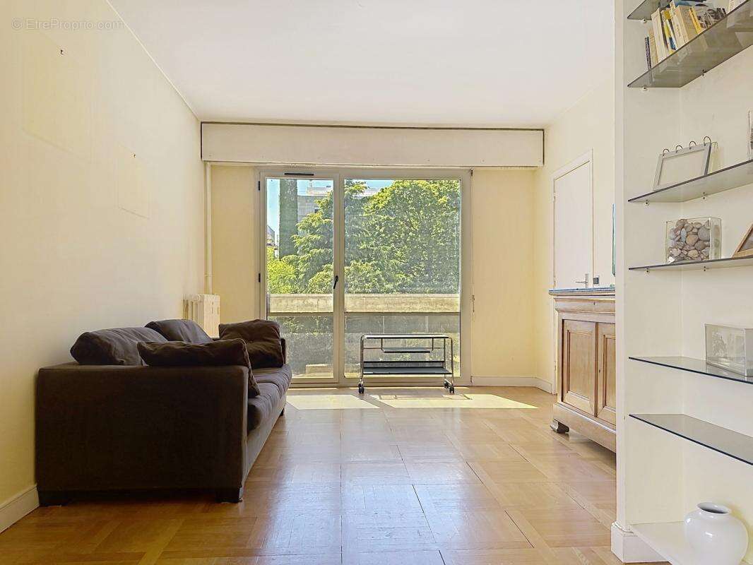 Appartement à GARCHES
