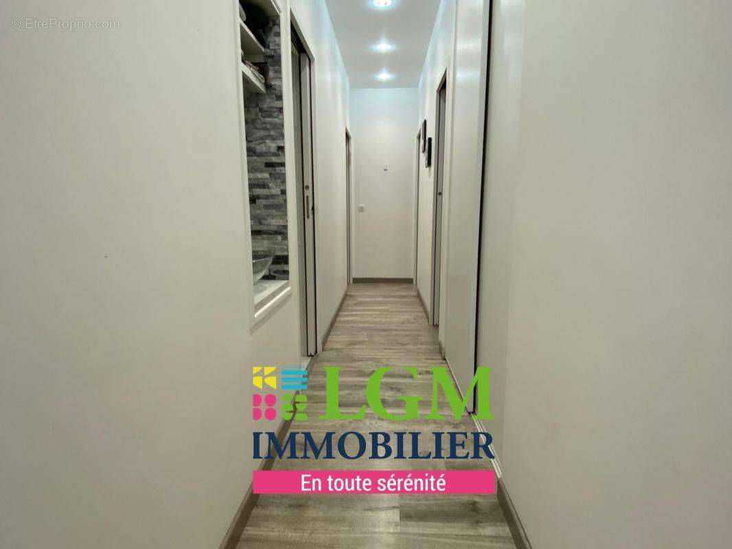 Appartement À Vendre - photo 4