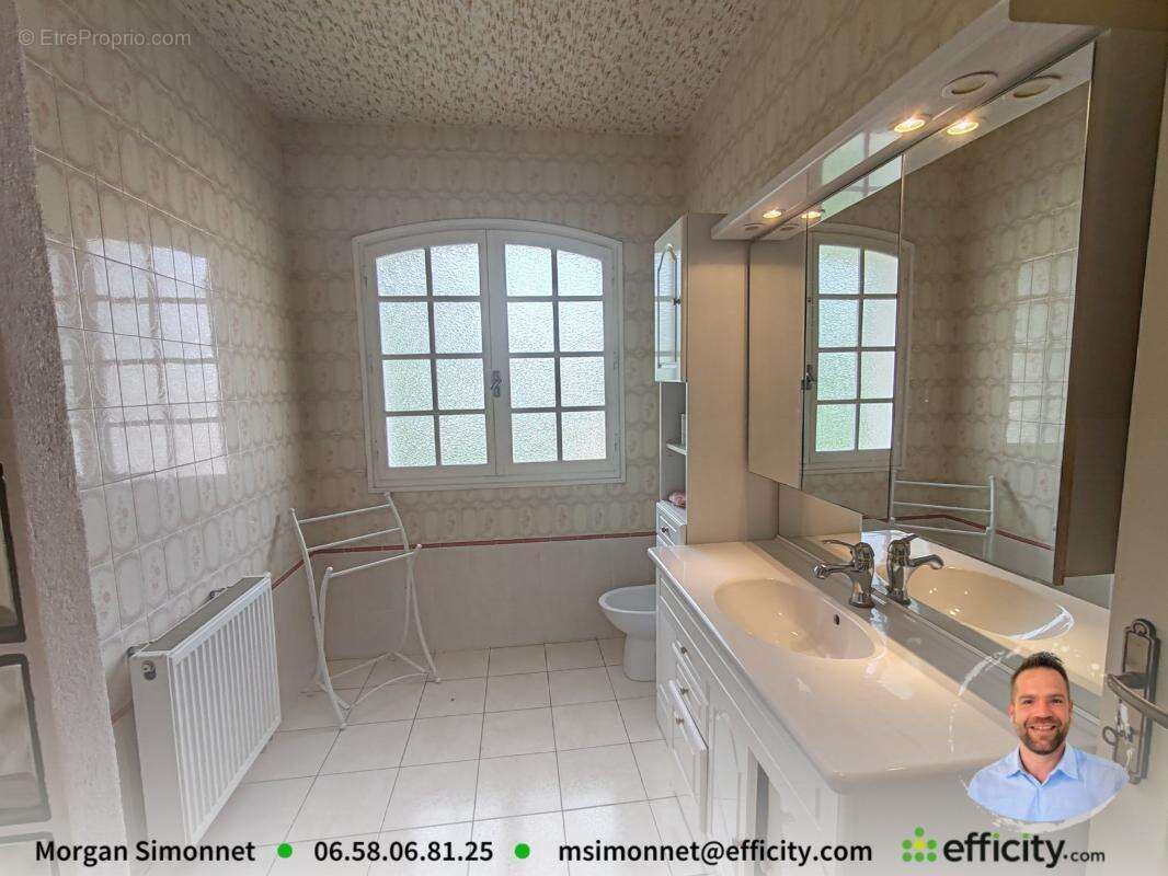 Maison à MAGNAC-SUR-TOUVRE