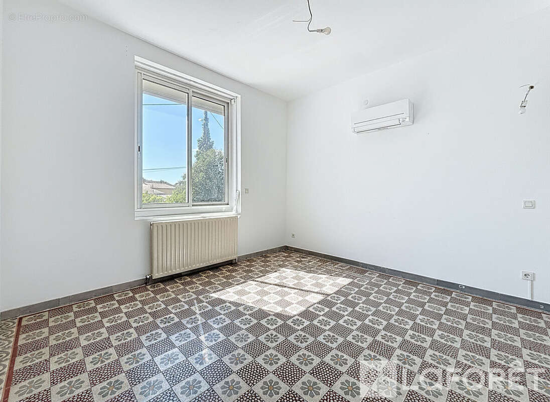 Maison Orange Centre 80 m², 3 chambres, et garage et jardin 590 m² - photo 6