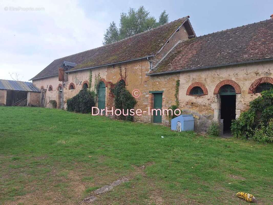 Maison à PARIGNE-L&#039;EVEQUE
