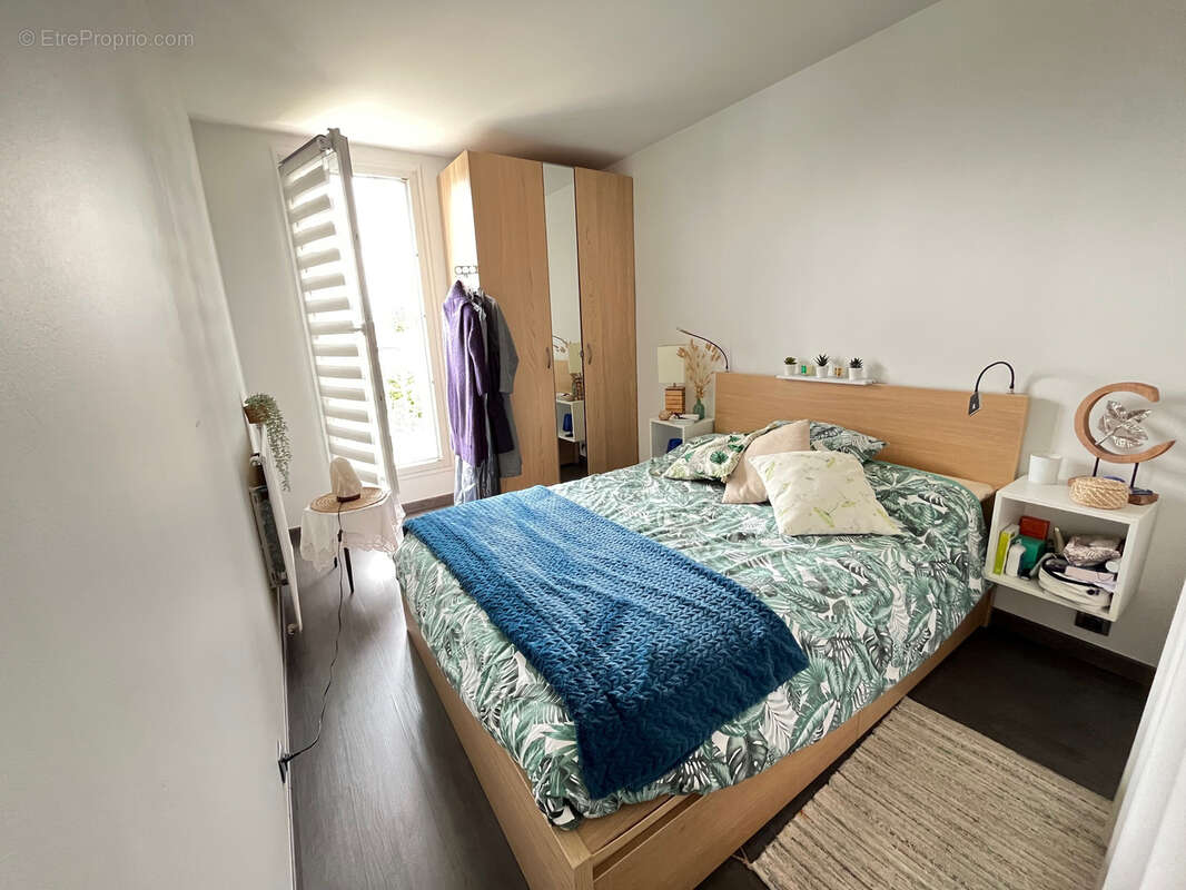 Appartement à SARTROUVILLE