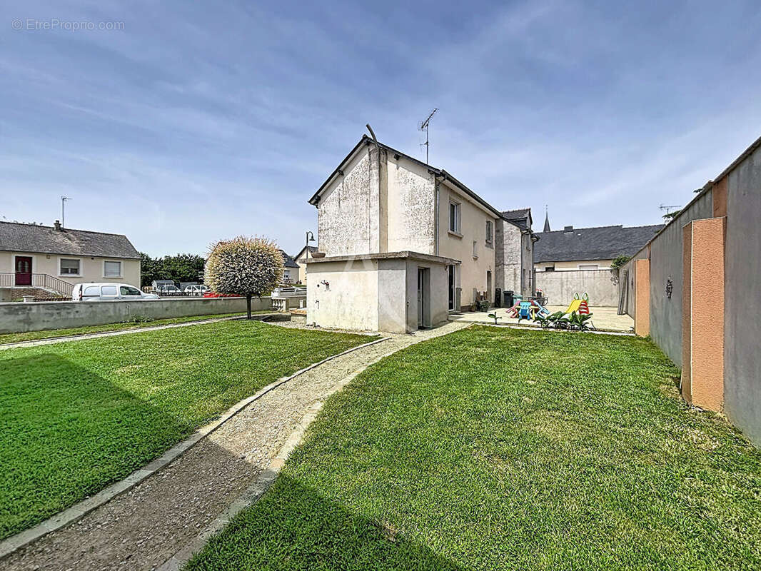 Maison à LOIGNE-SUR-MAYENNE