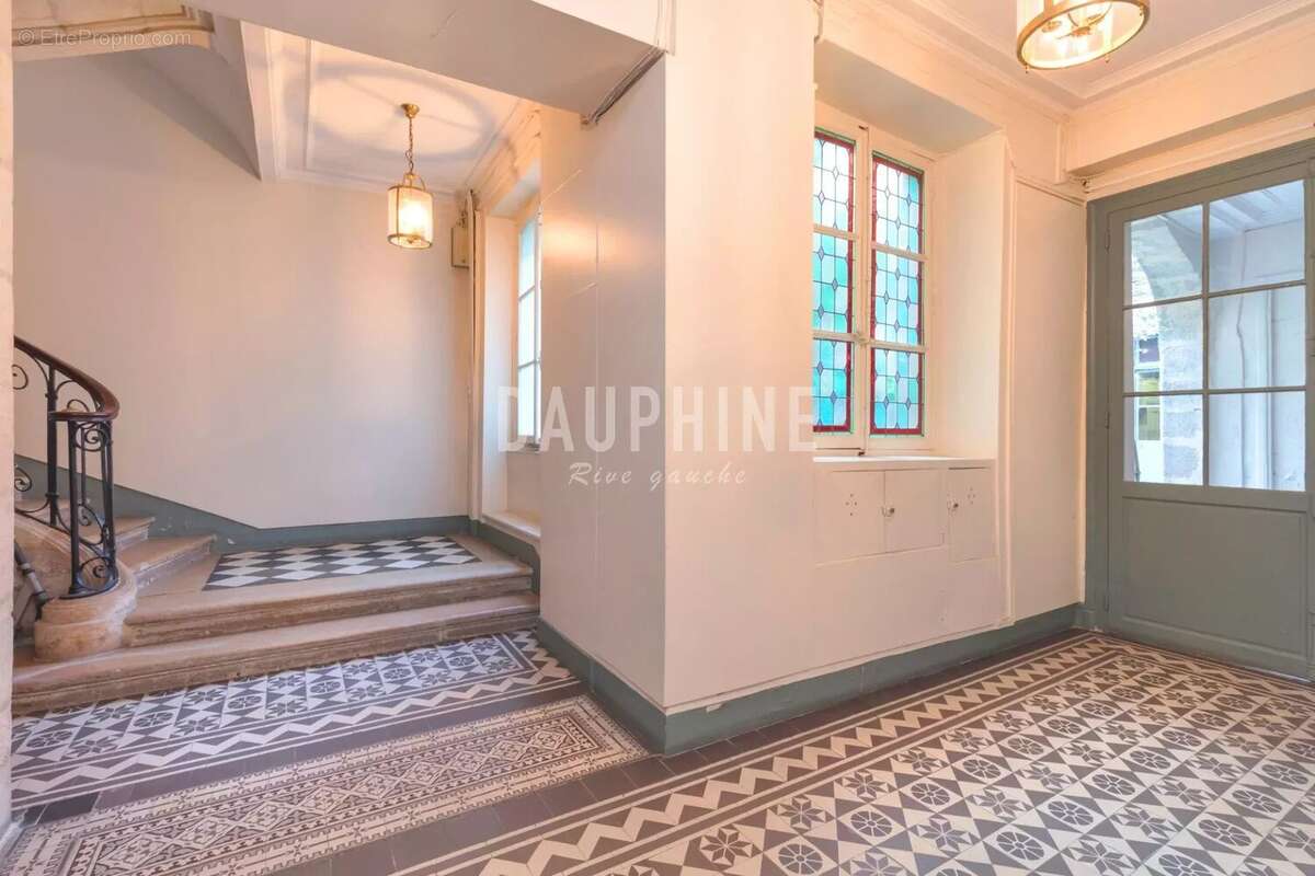 Appartement à PARIS-7E