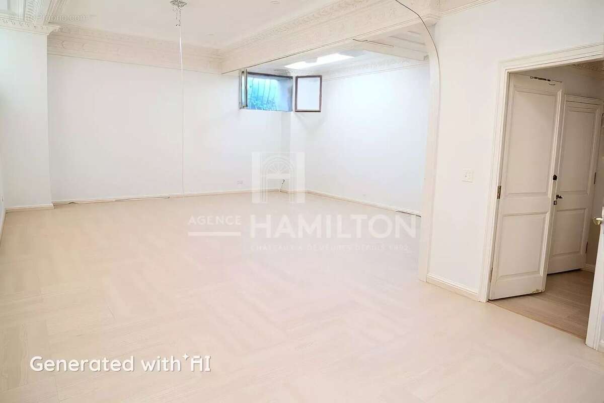 Local commercial - photo 6