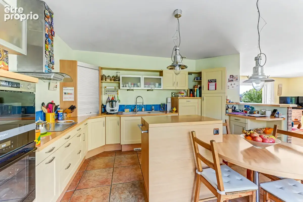 LAPEYROUSSE-FOSSAT Maison 200 m2 à vendre - photo 4