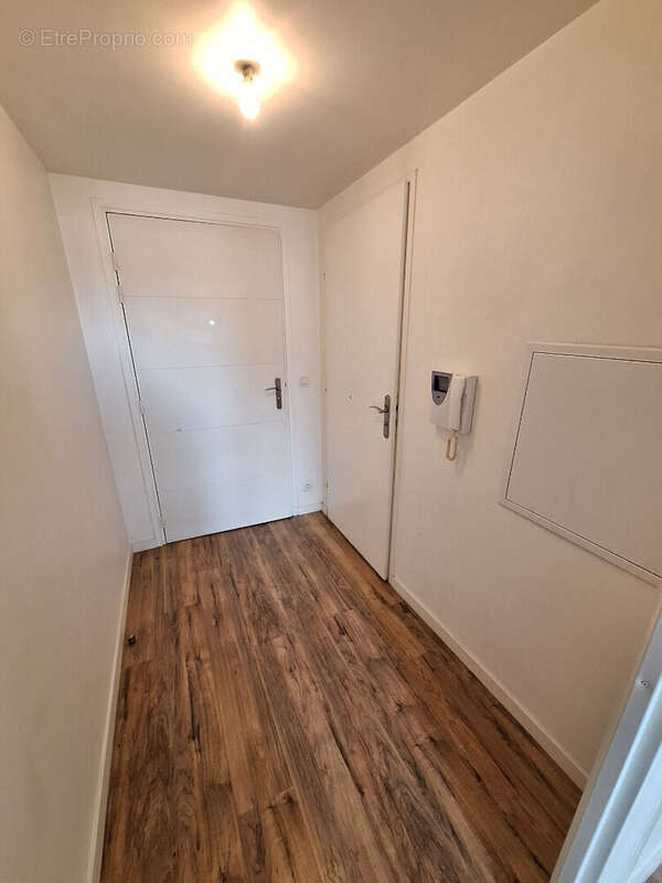 Appartement Saint Brice Sous Foret 1 pièce(s) 27.89 m2 - photo 11