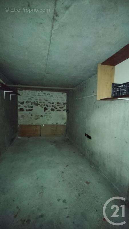 Parking à FONTENAY-SOUS-BOIS