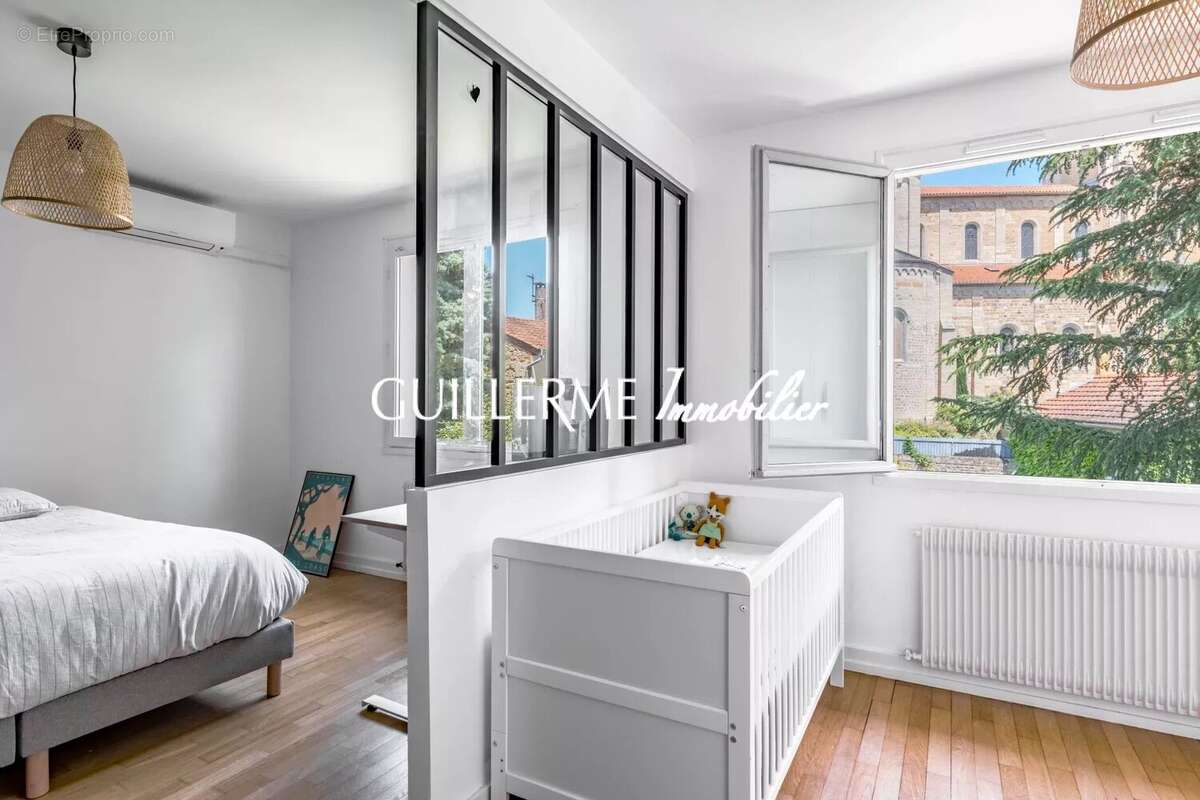 Appartement à DARDILLY