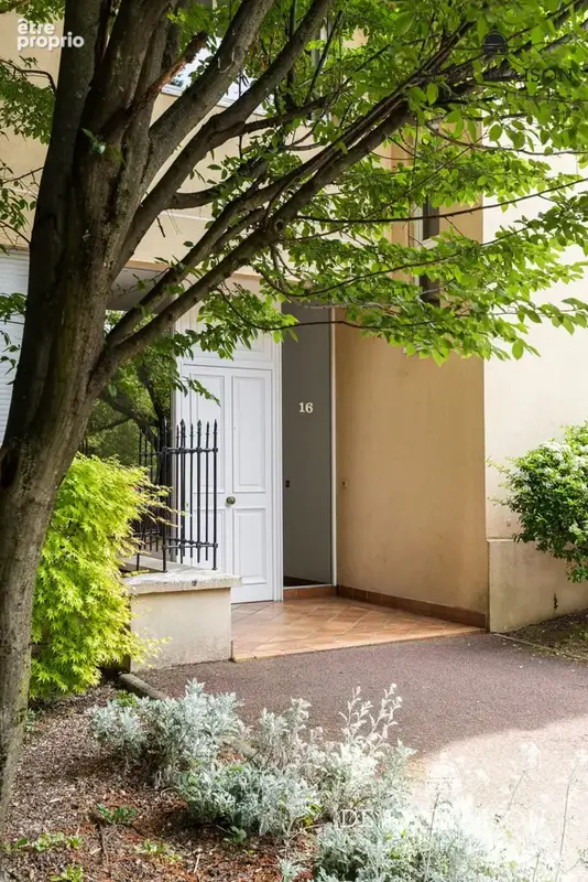 Appartement 2 pièces 50 m² à vendre à Lyon-5e (69005) - photo 2