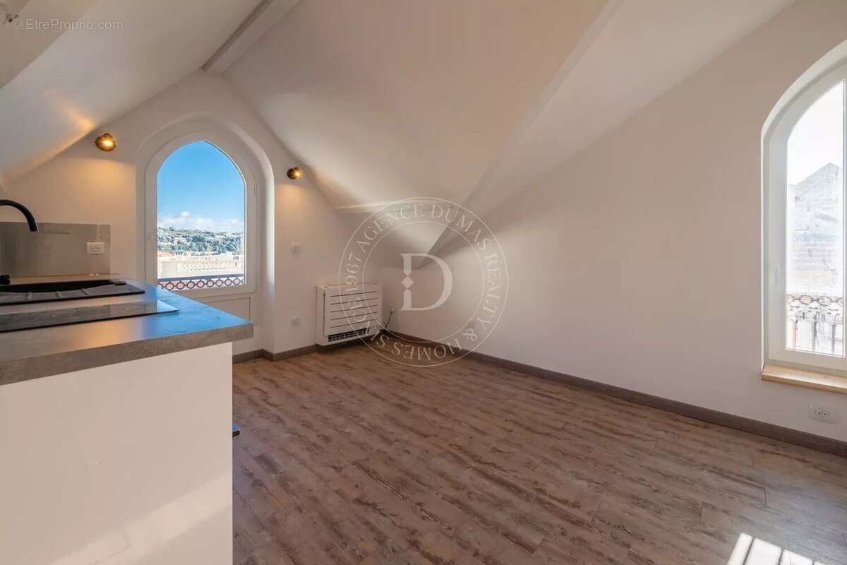 Appartement à VILLEFRANCHE-SUR-MER