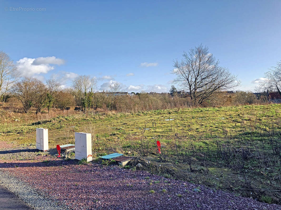 Terrain à COUTANCES