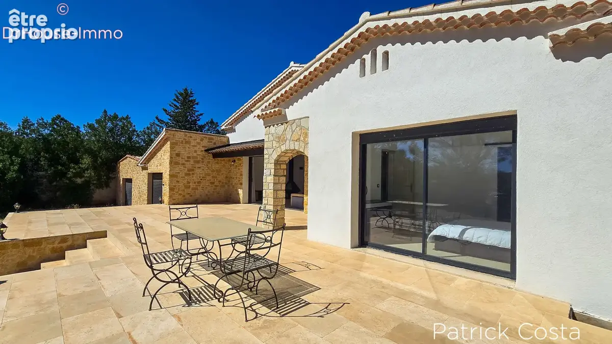 Maison 7 pièces 192 m² à vendre à Cuers (83390) - photo 12