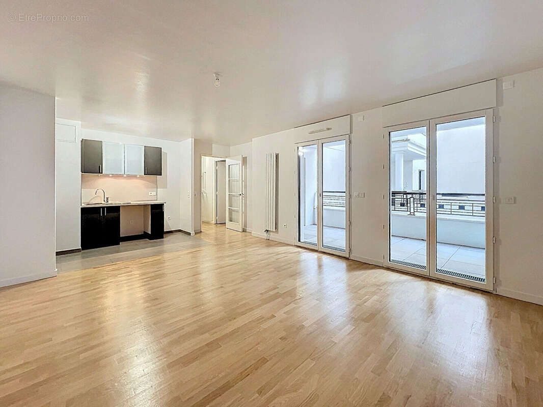 Appartement à SURESNES