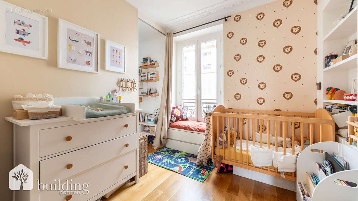 Appartement à LEVALLOIS-PERRET