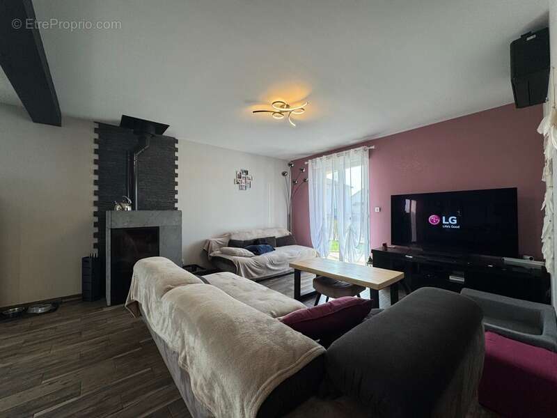 Maison à BLAINVILLE-SUR-L'EAU