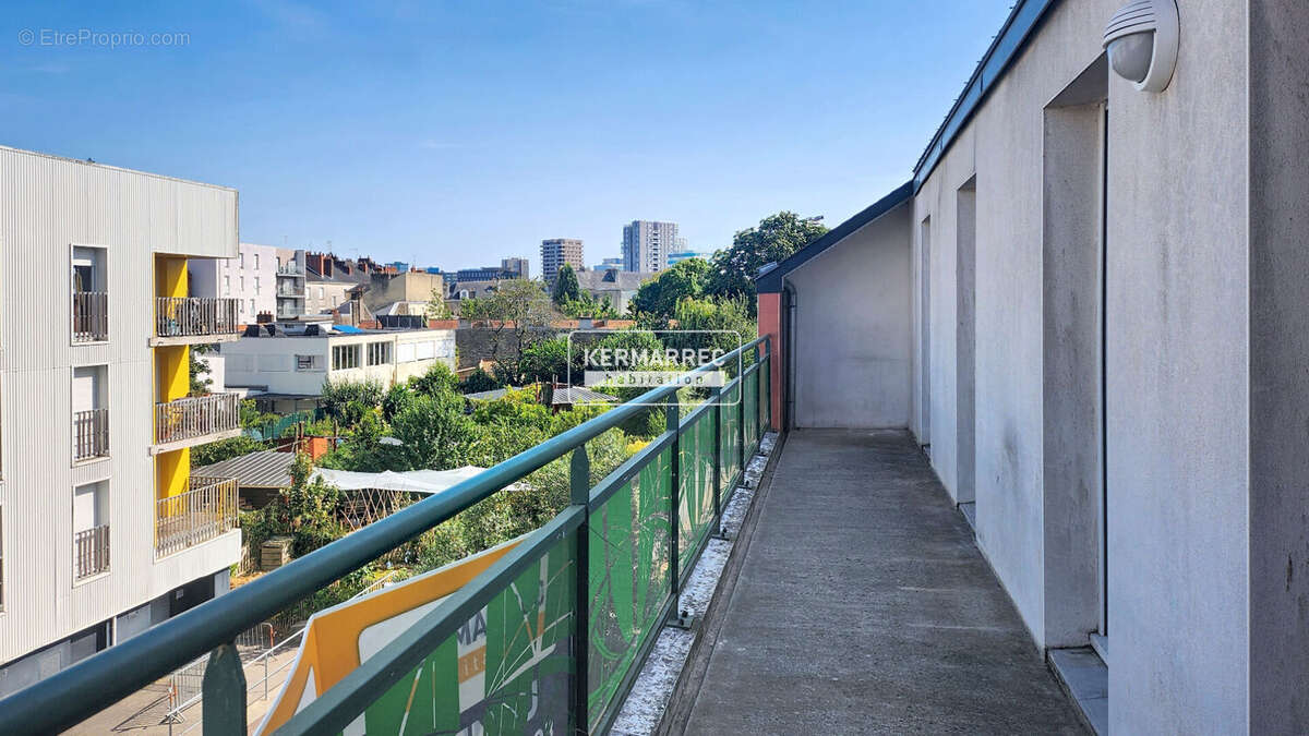 NANTES DALBY - T3 dernier étage avec balcon et garage - photo 6
