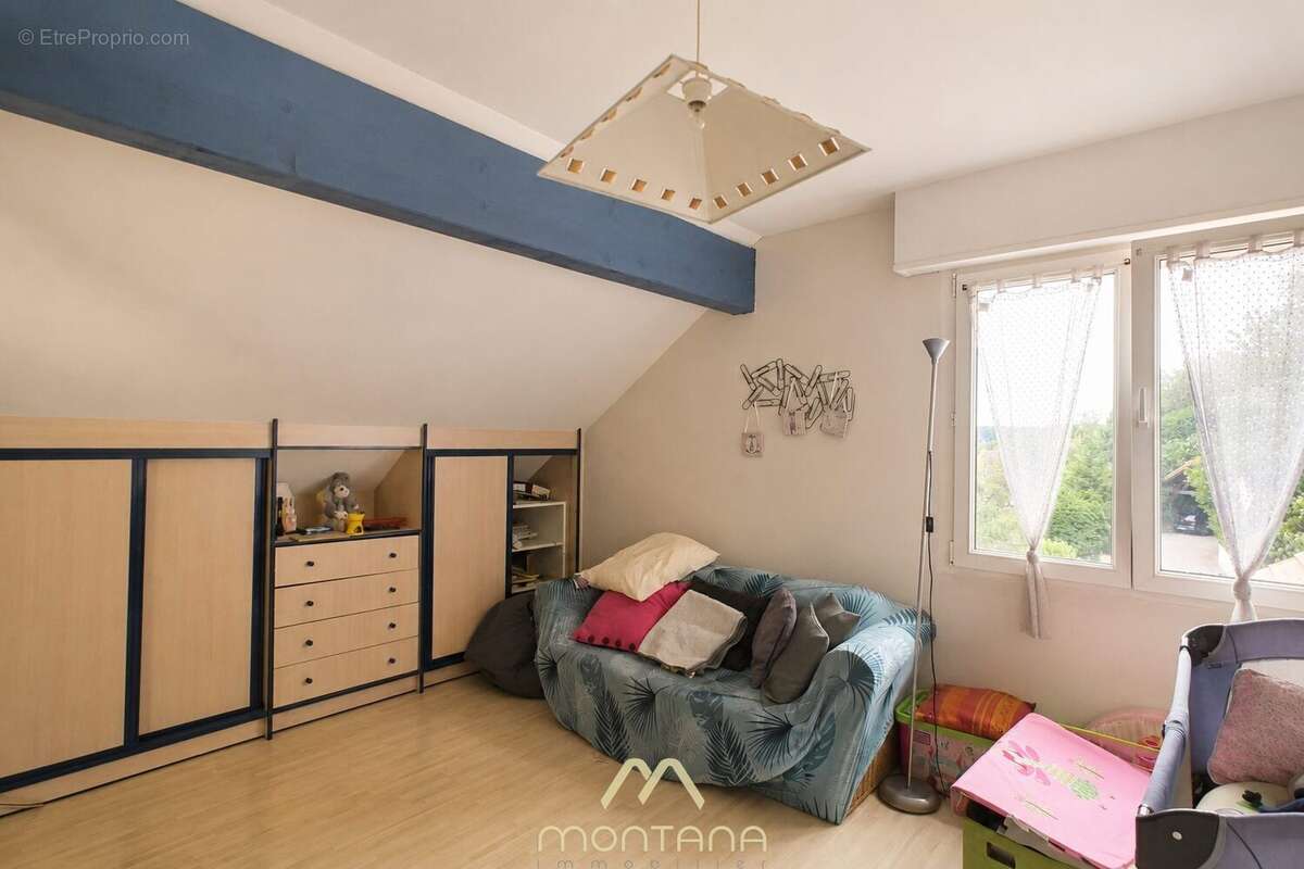 Maison 150 m² à Oeting  - photo 9