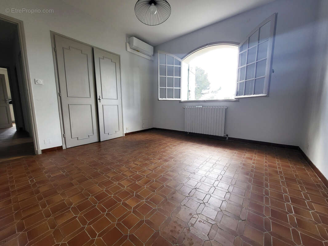 Maison à NIMES