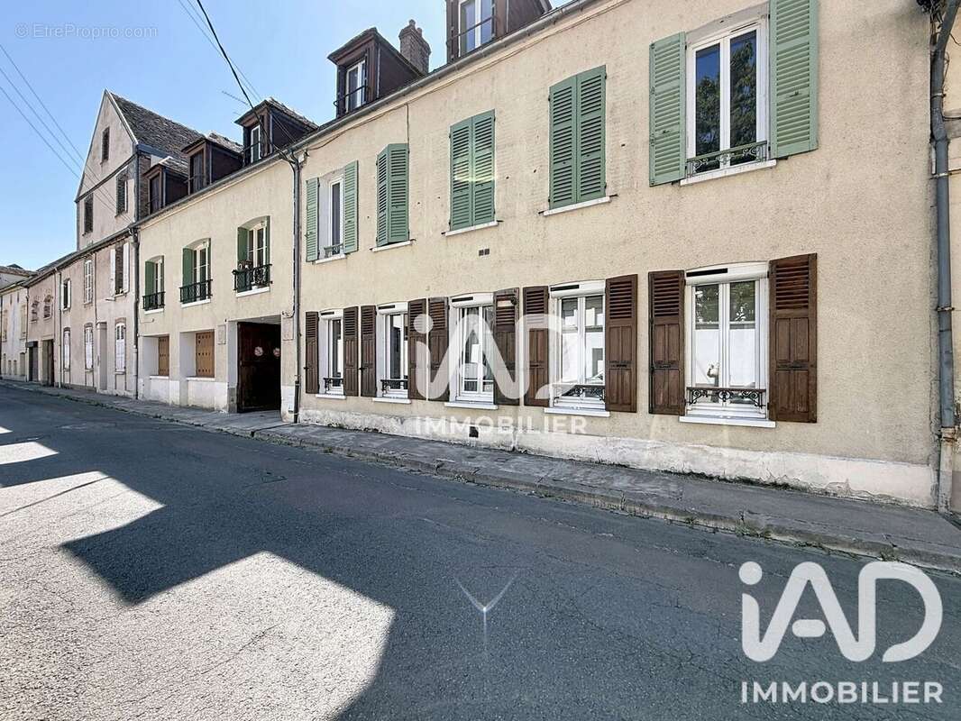 Appartement 94 m² à Sens  - photo 2