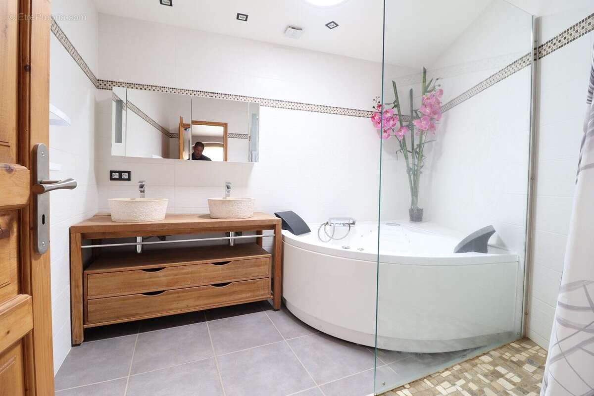 Maison à BEAUCHASTEL