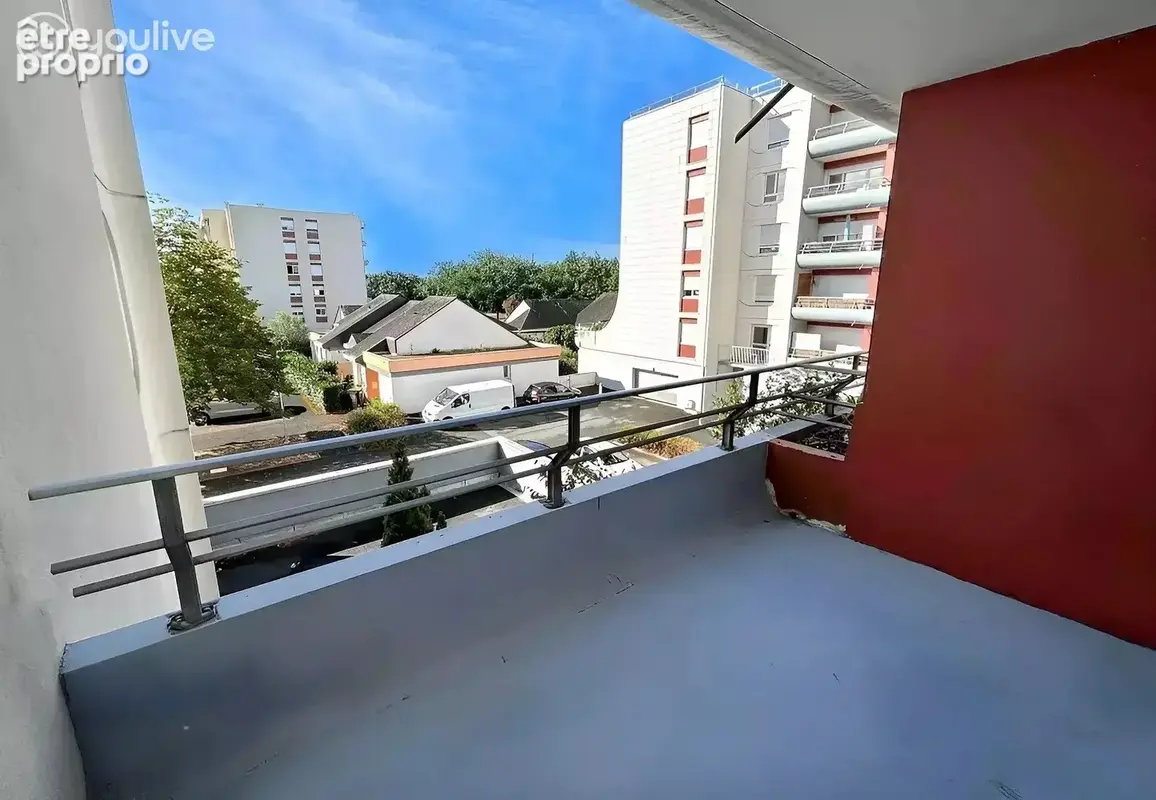Appartement de 84 m², 3 chambres, balcon et parking - photo 1
