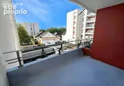 Appartement à LES PONTS-DE-CE