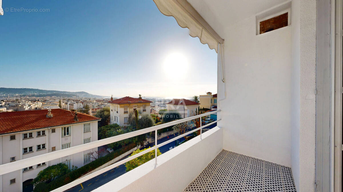 Appartement à NICE