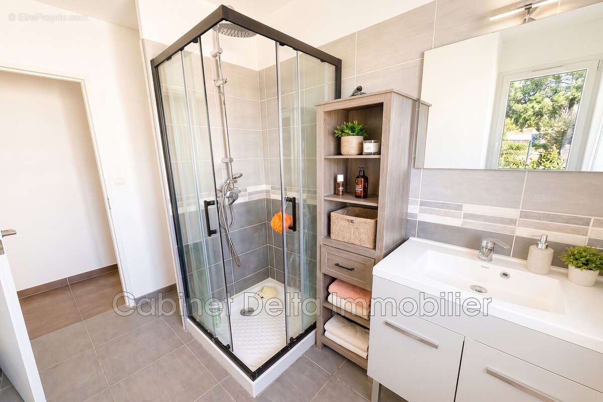 Maison 4 pièces 85 m² à vendre à Cuers (83390) - photo 6