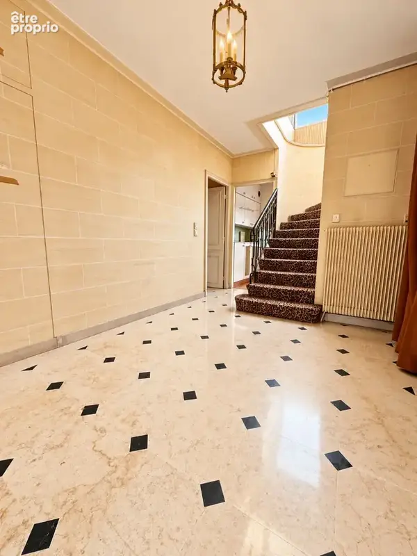 Appartement Neuilly Sur Seine 6 pièce(s) 152.91 m2 - photo 1