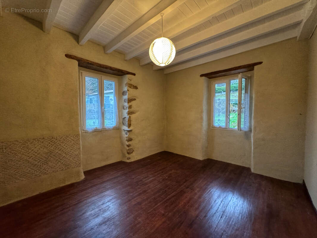 Maison mitoyenne en pierre à Urepel - photo 13