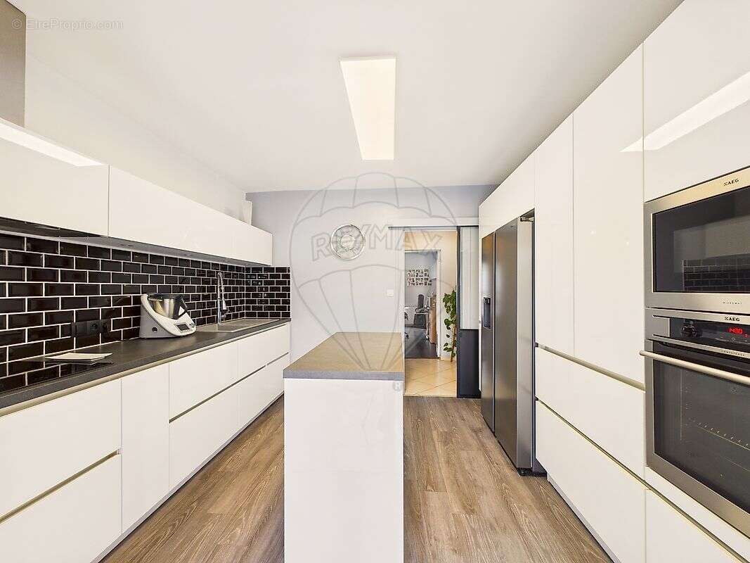 Maison à MESCHERS-SUR-GIRONDE