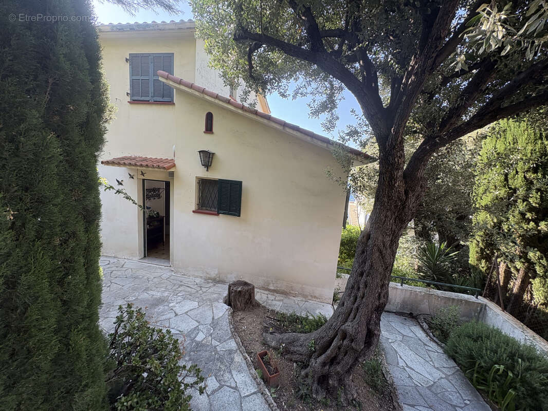 Maison à CAP-D'AIL