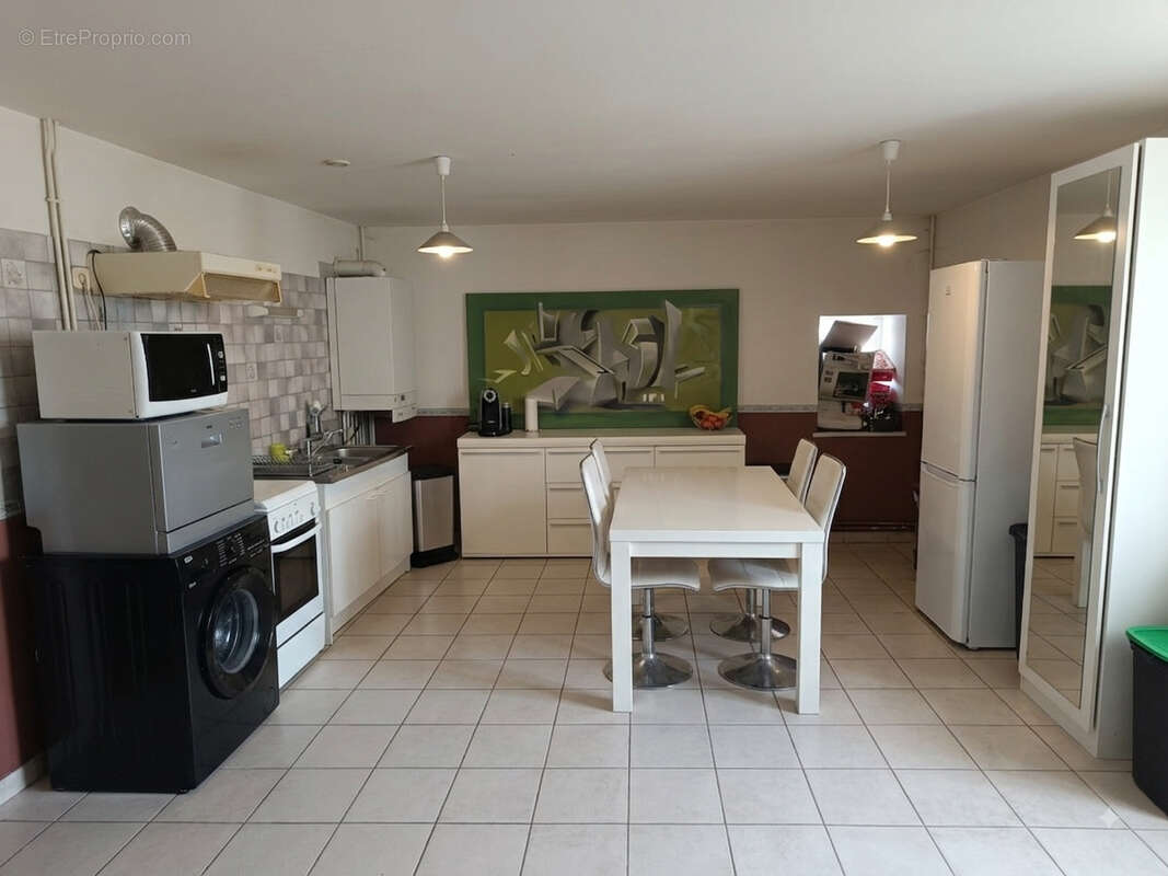 Idéal pour un investissement locatif ou un premier achat cet ensemble de deux appartements venus en un seul lo - photo 7