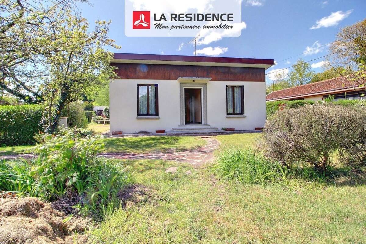 Maison à SAINT-ETIENNE-DU-ROUVRAY