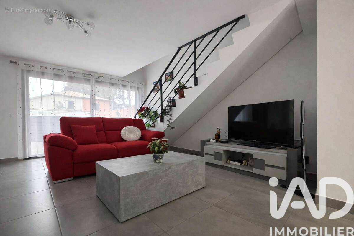 Maison 95 m² à Thuir  - photo 8
