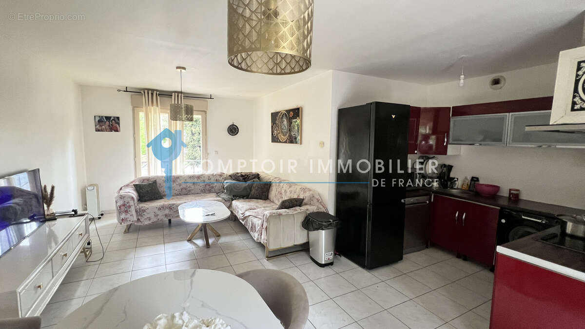 Appartement à LA FERTE-ALAIS