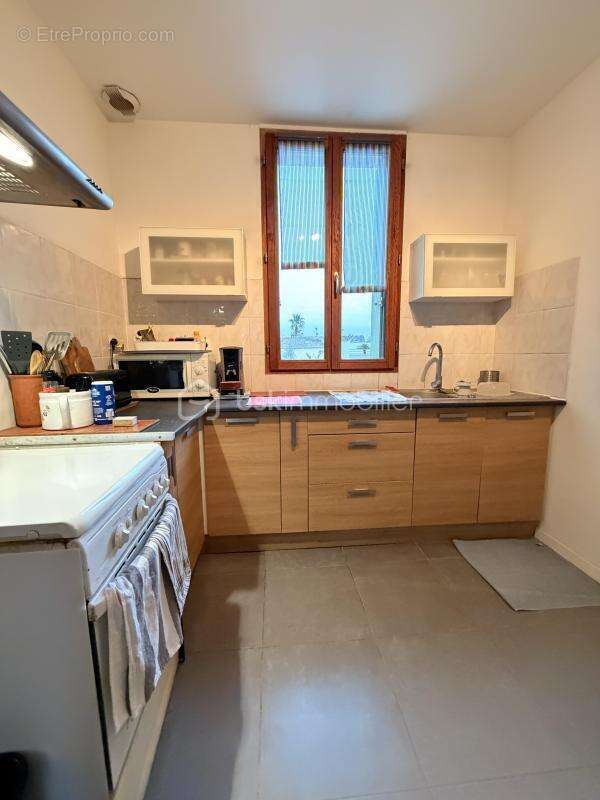 Appartement à SAINT-LAURENT-D'AIGOUZE