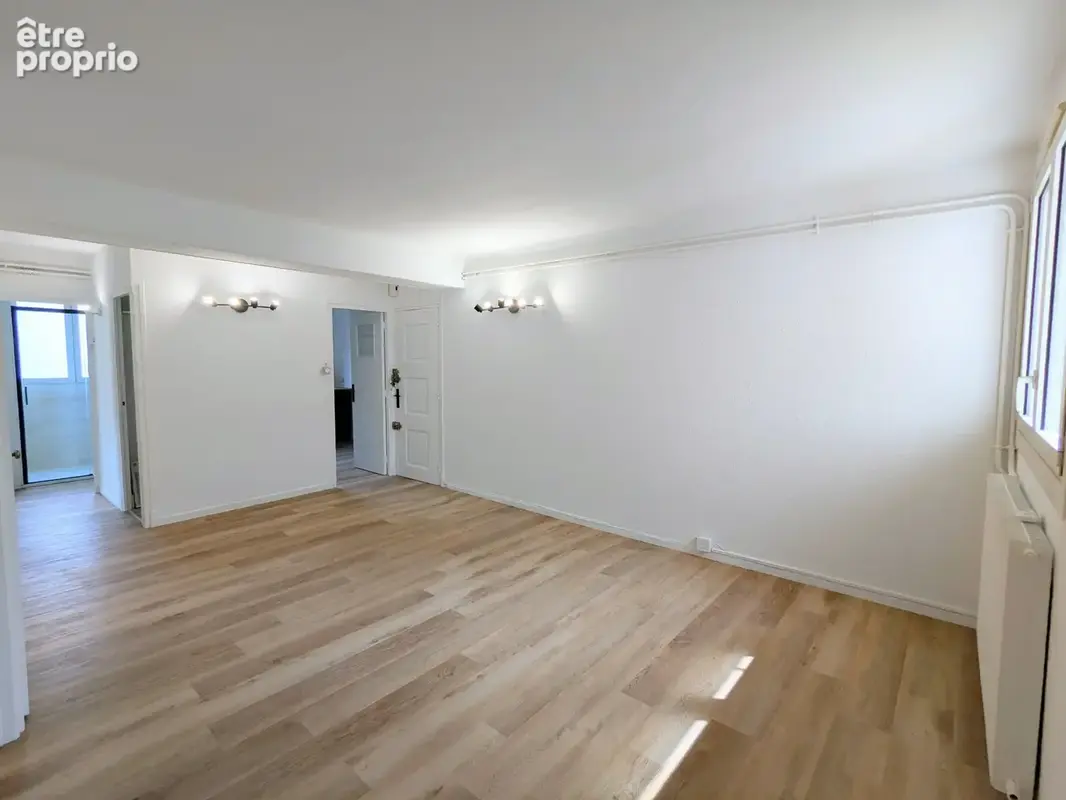 Appartement T4 rénové avec balcon en centre-ville d’Auch - photo 8