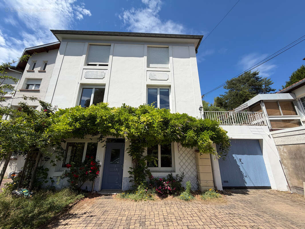 Maison à LONGEVILLE-LES-METZ