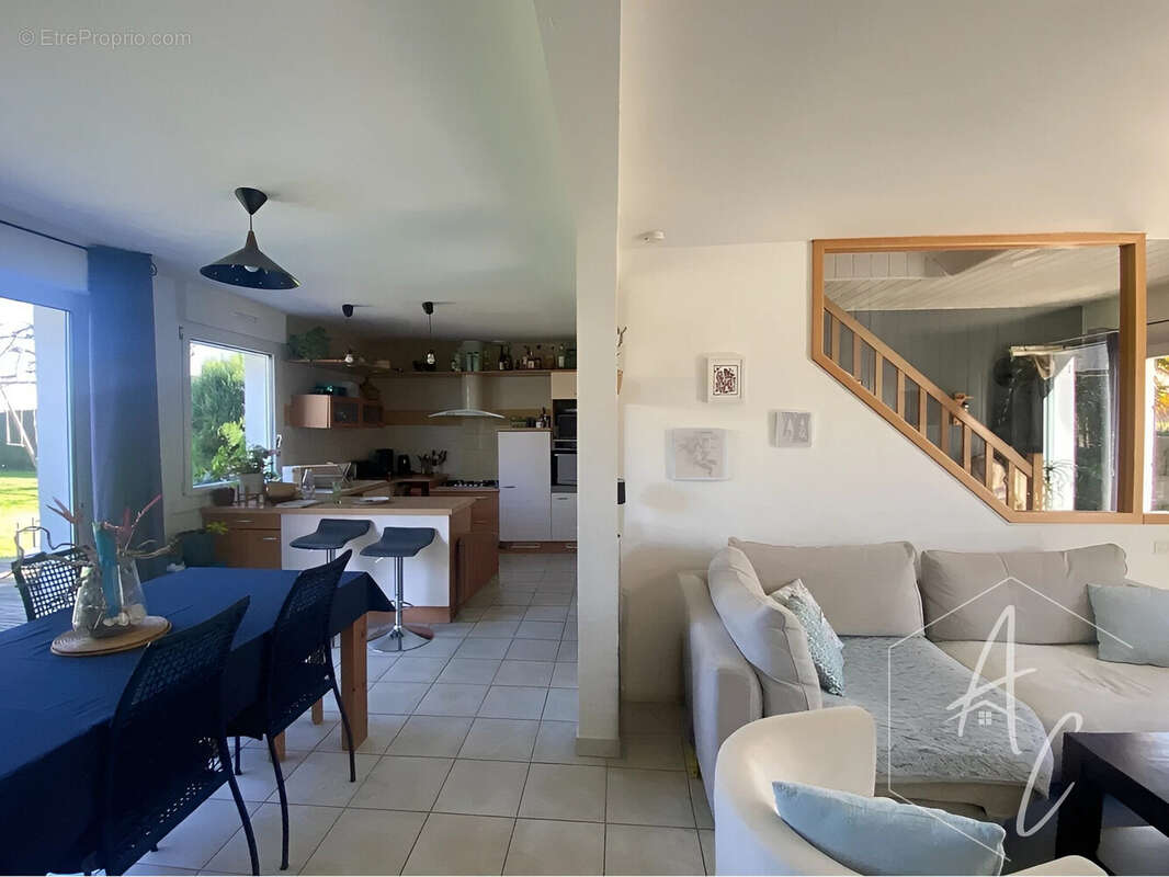 Maison à LA MEZIERE