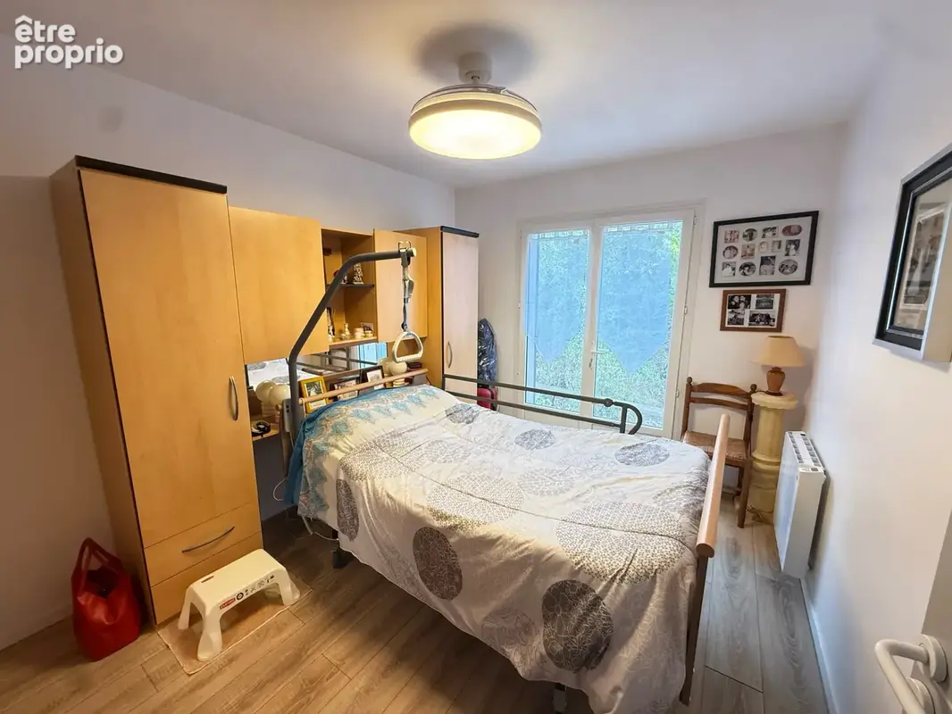 Bagnols en foret, villa dominante au calme avec piscine  et appartement independant - photo 23