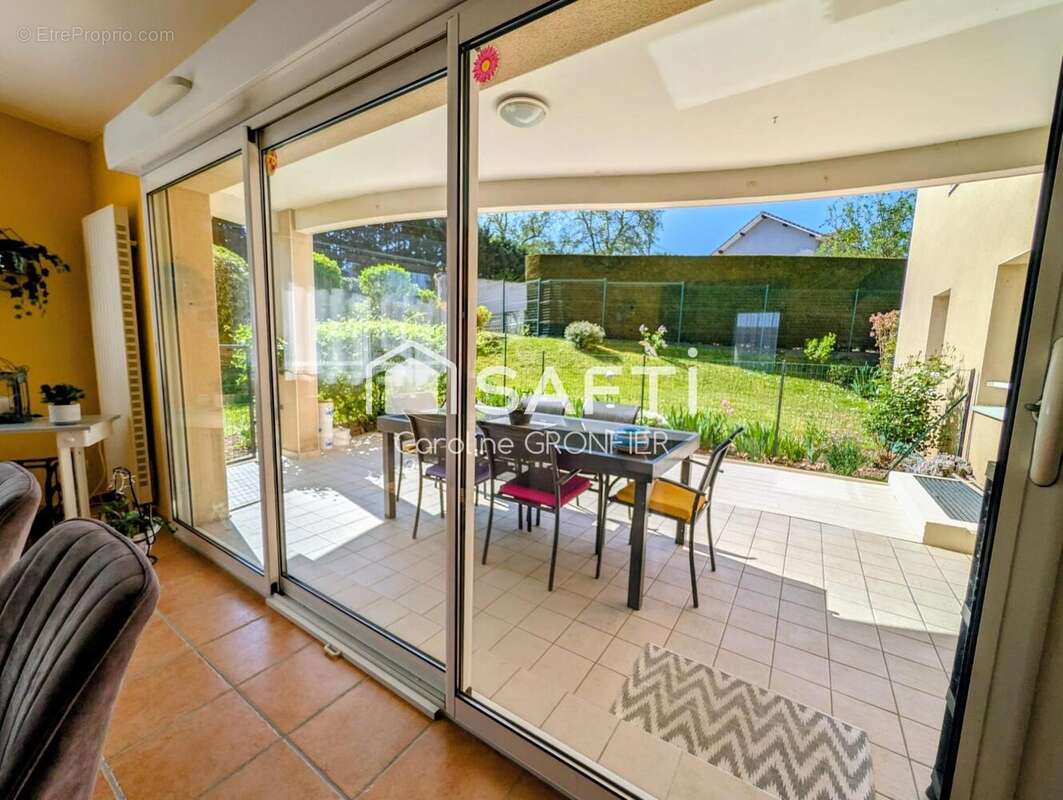 Photo 8 - Appartement à MONTCEAU-LES-MINES