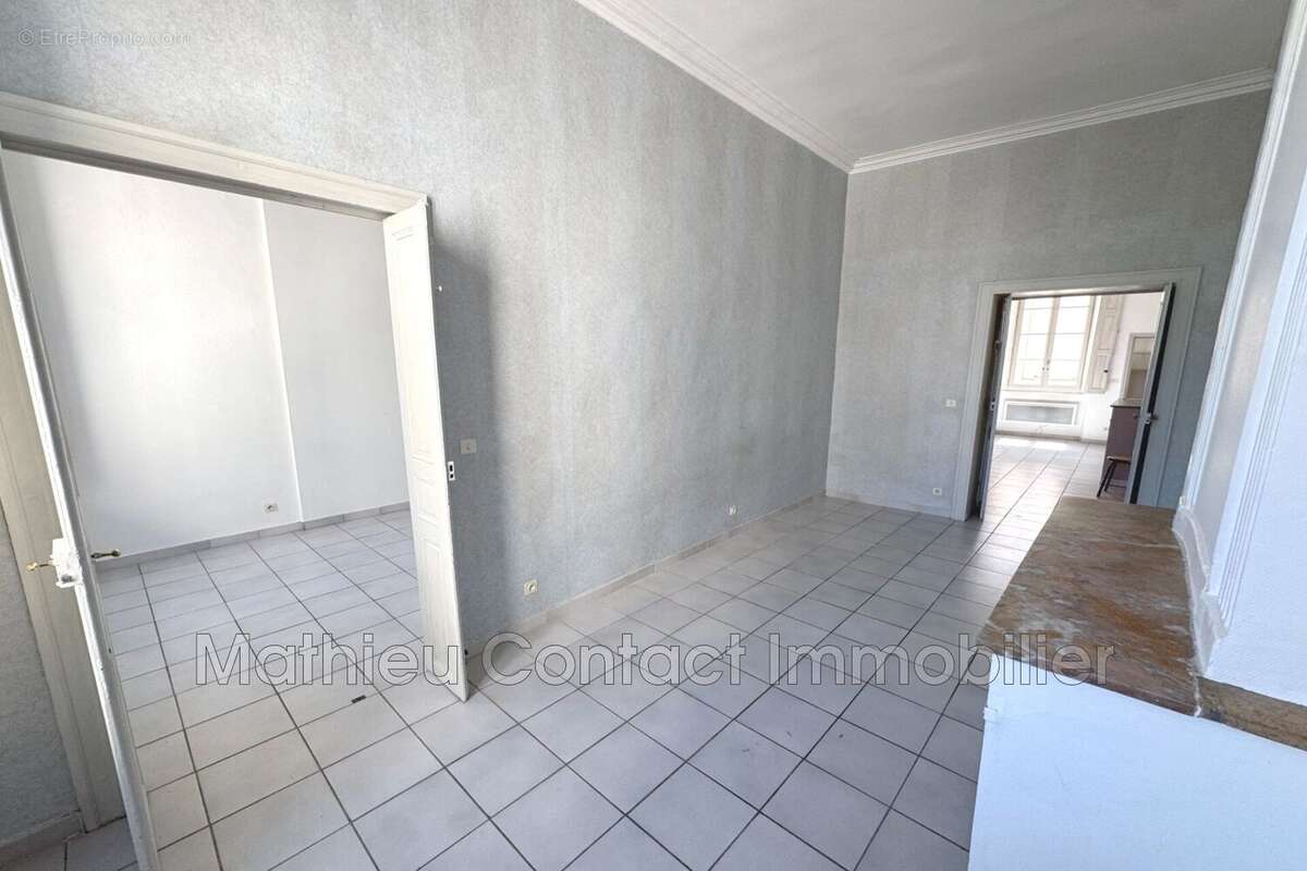Appartement à NIMES