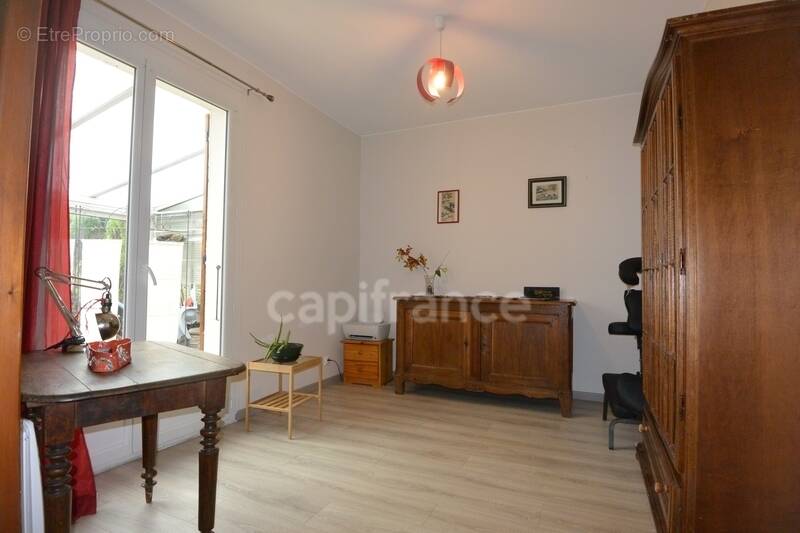 Dpt Drôme (26), à vendre ROMANS SUR ISERE maison P6 de 93m2 + 38m2 - photo 8
