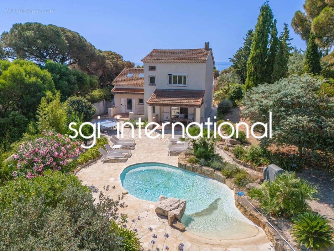 Maison à SAINTE-MAXIME