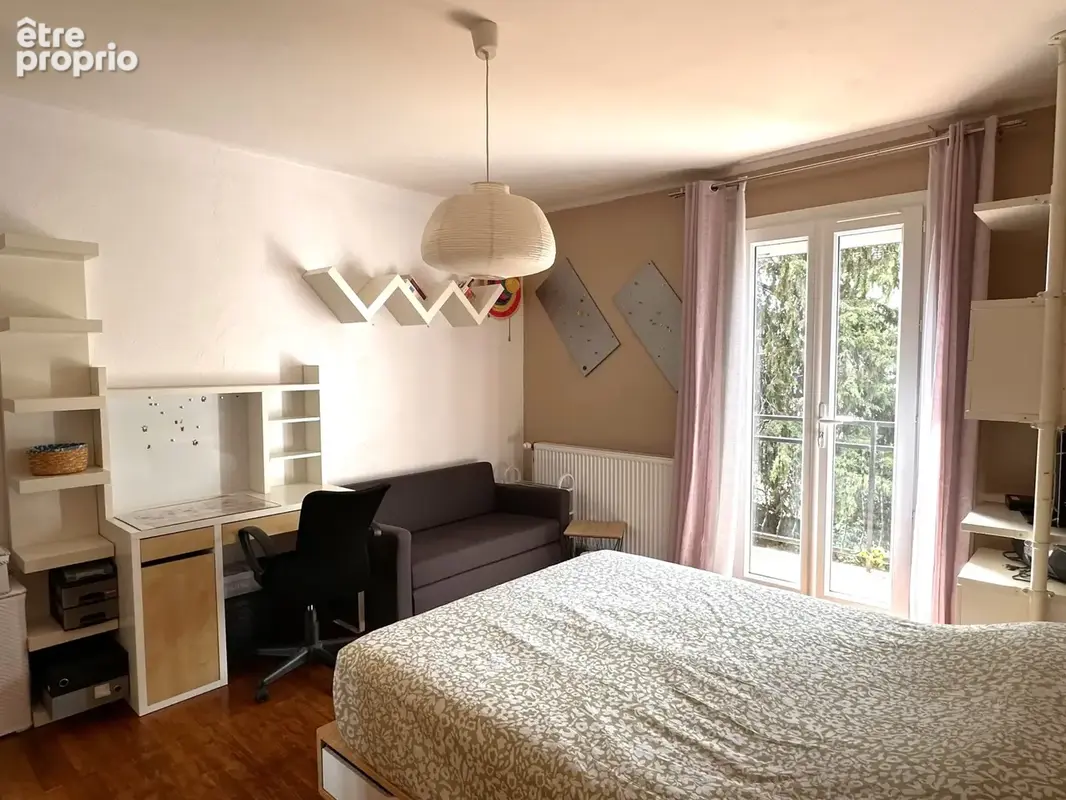 Belle maison familiale de 6 pieces de 148 m2 + annexes sur un terrain de 921 m2 - photo 11