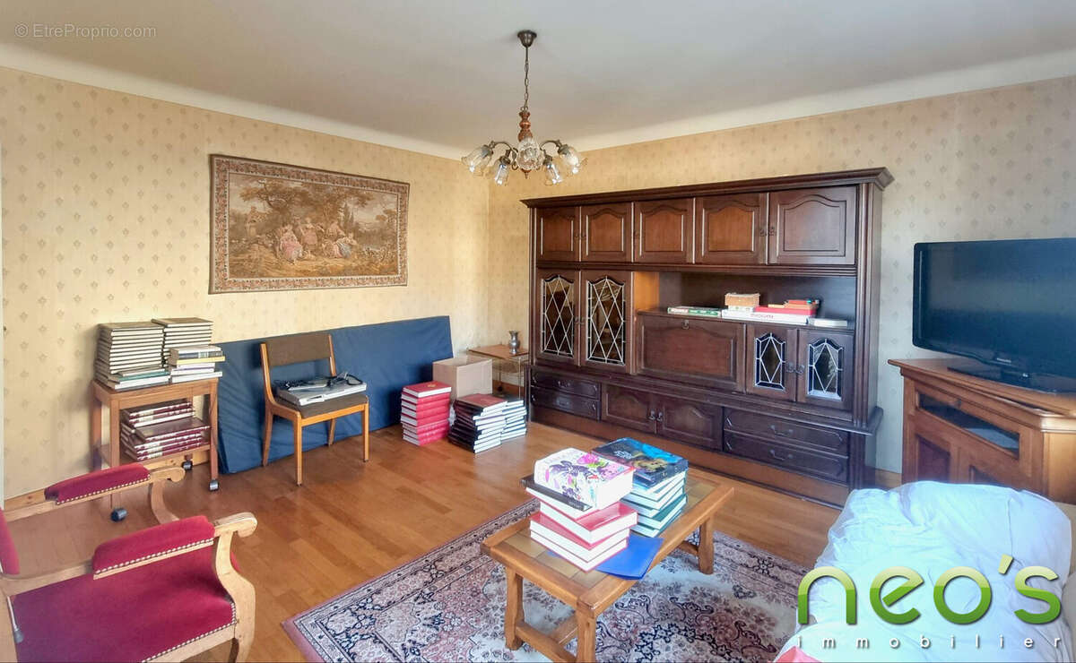 Maison à BEAULIEU-SUR-LAYON