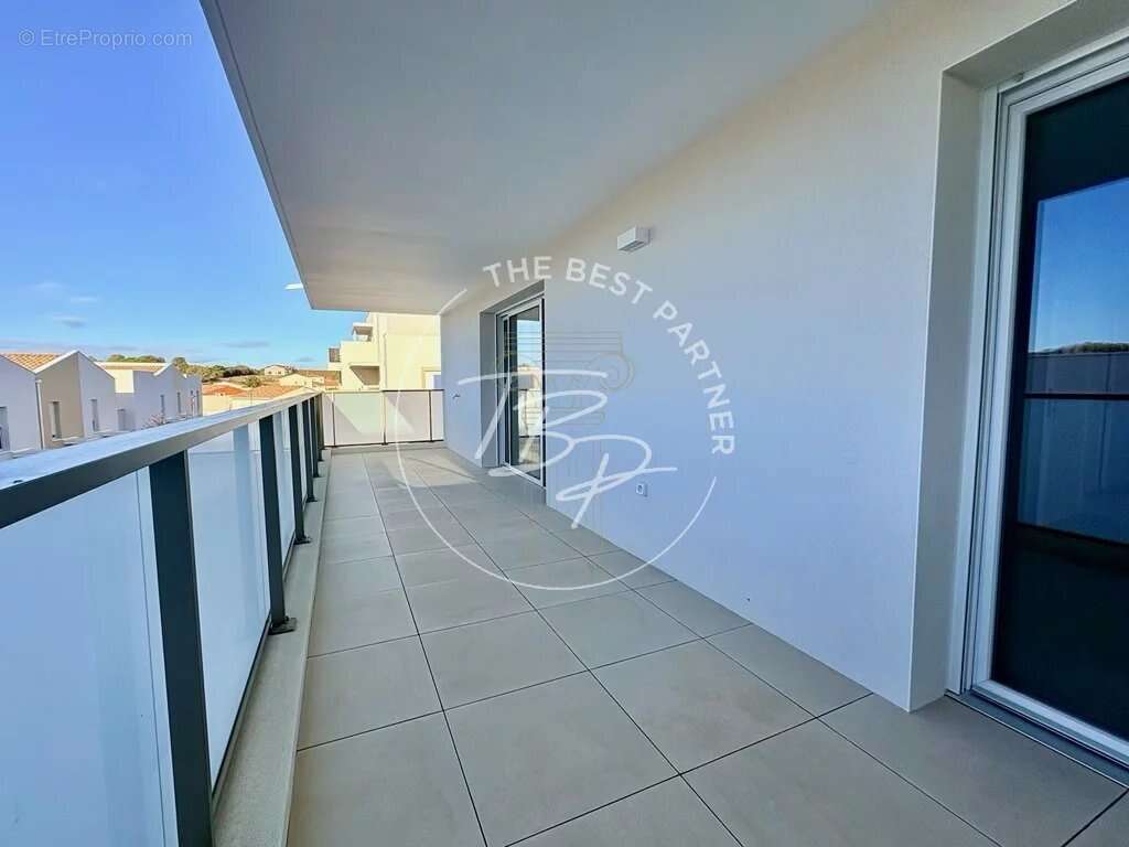 Appartement à SAUVIAN